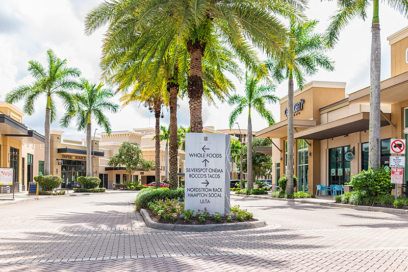 Fine Magazine Nashville - Close to Downtown Naples and the Gulf&nbsp;Beaches